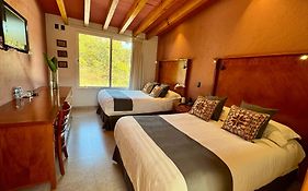 ANUIES Valle de Bravo HOTEL y CONVENCIONES